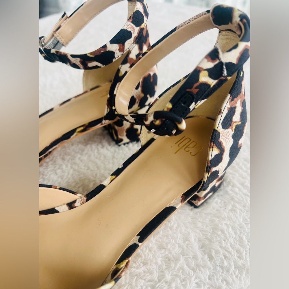 Cabi Style 6020 Women’s 9M Leopard Small Block Heel Ankle Strap Pumps NWOB - Picture 5 of 16